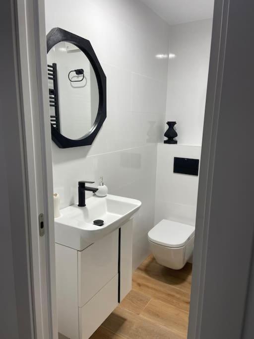 Appartement Leonmisol Extérieur photo
